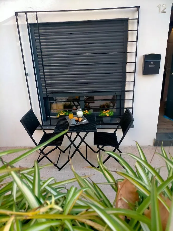 Carihuela Playa. Plaza Del Remo. Exclusivo Apartamento Al Lado Del Mar. Torremolinos Spain